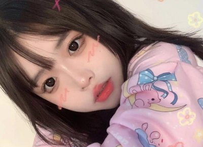 ​女人对你动情的五个表现，你一定要懂。