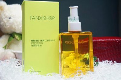 ​凡茜白茶卸妆油好用吗 凡茜白茶卸妆油有哪些成分