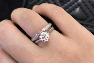 ​婚戒丢了补买一只还是一对 婚戒丢了怎么办