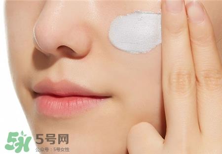 apieu银箔撕拉面膜怎么用?apieu银箔撕拉面膜使用方法
