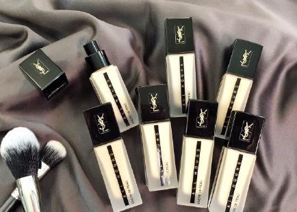 YSL恒久完美无瑕粉底液色号 YSL2017秋冬新款粉底液试色