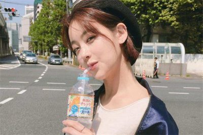 ​脖子短适合短发吗 脖子短适合留什么长度的短发