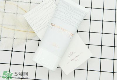 ​miorio黄糖去角质怎么用?miorio黄糖去角质用法