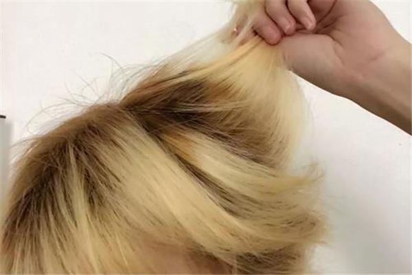 漂发后头皮结痂用什么药 漂发后头皮结痂会秃吗