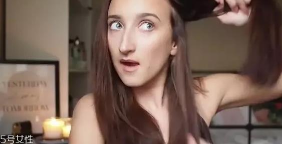 直发梳伤头发吗？直发梳的危害