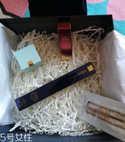 雅诗兰黛持妆多效三合一眉笔好用吗？防水防汗不脱妆