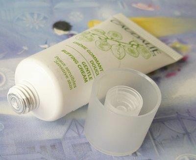 去角质霜的正确使用频率 去角质霜多大可以用