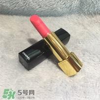 香奈儿丝绒口红干不干?香奈儿丝绒口红拔干吗?