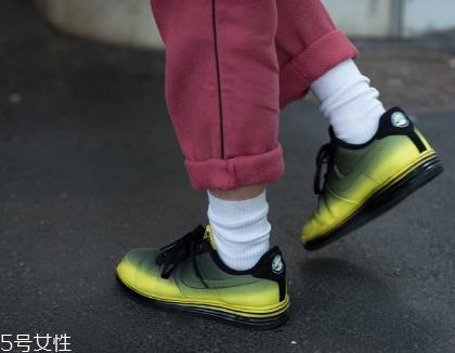 运动鞋不跟脚怎么办？找准原因对症下药