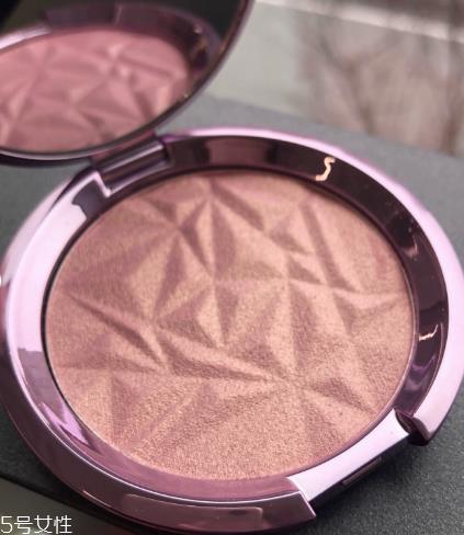 becca人鱼姬高光怎么样 becca lilac geode粉金色高光