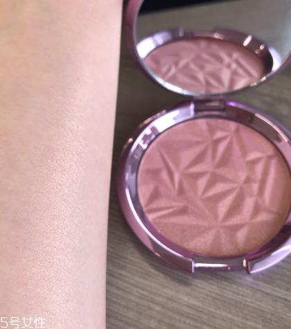 becca人鱼姬高光怎么样 becca lilac geode粉金色高光