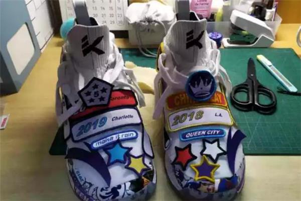 安踏kt4全明星怎么洗 kt4全明星魔术贴清洗方法