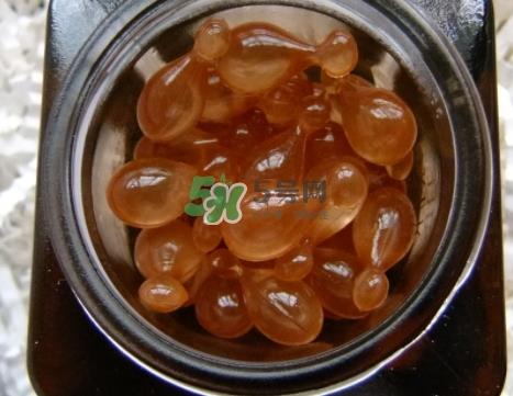雅诗兰黛小棕瓶安瓶胶囊怎么样？雅诗兰黛小棕瓶胶囊功效