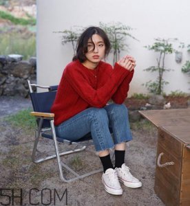 ​牛仔裤要买小一码吗？牛仔裤会越穿越大吗？