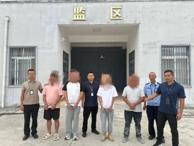​向商家索取好处费高达50余万元！5名电商平台“内鬼”被抓