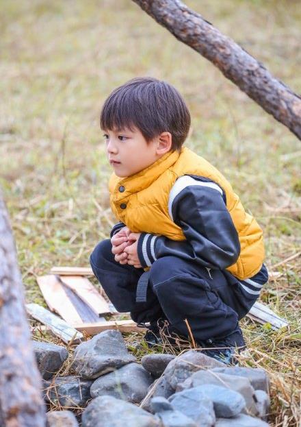 田亮儿子森碗的7秒记忆，太萌啦！小亮仔跟爸爸神相似！