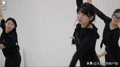 ​无声天使于甜甜 向光而行 逆风翱翔