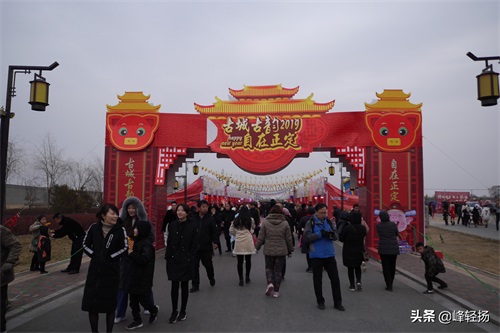 多年修炼“正定大庙会”人气大涨！南城门车多人多像个“集市”