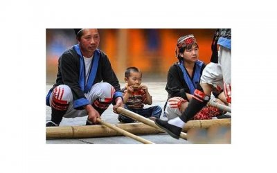 ​女朋友让我在房子上加上她名字，还要30w彩礼