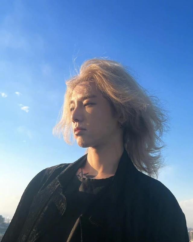 张碧晨华晨宇什么时候在一起的（华晨宇拒绝迎娶张碧晨）