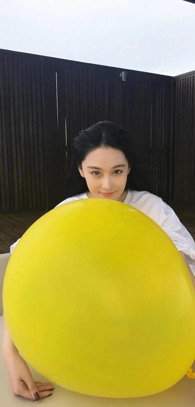 张燕是张馨予原名吗（明星军嫂张馨予介绍）