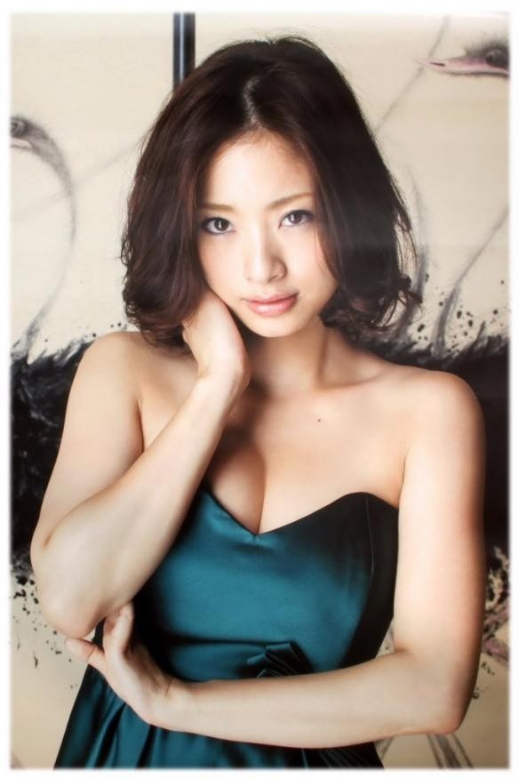巨乳女优排名（日媒评选夏季日剧四大美乳女优）