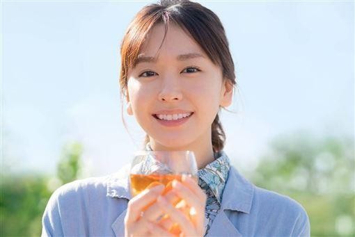 巨乳女优排名（日媒评选夏季日剧四大美乳女优）