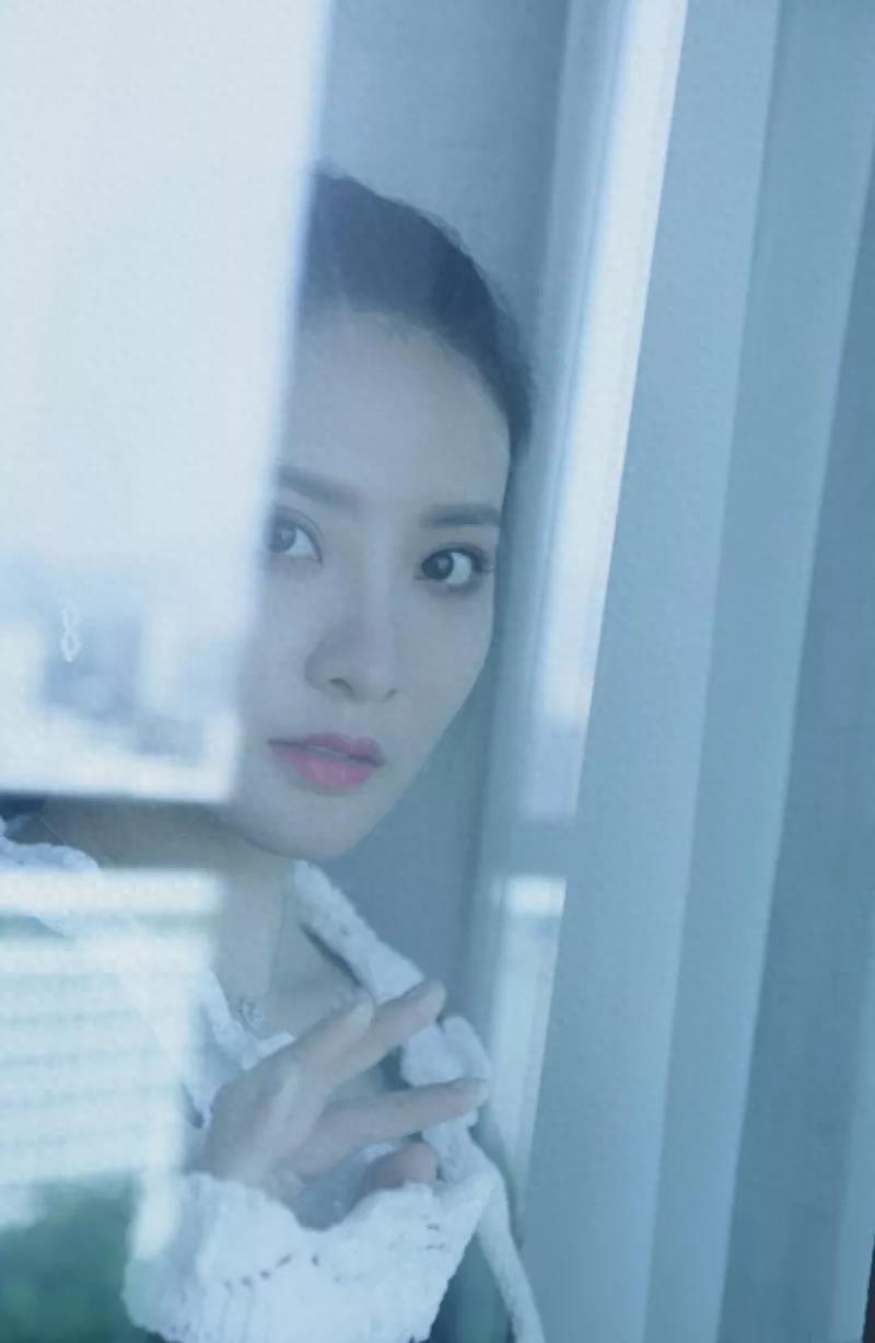 赖雨濛手机壁纸图片照片合集，可可爱爱的仙女小姐姐来啦