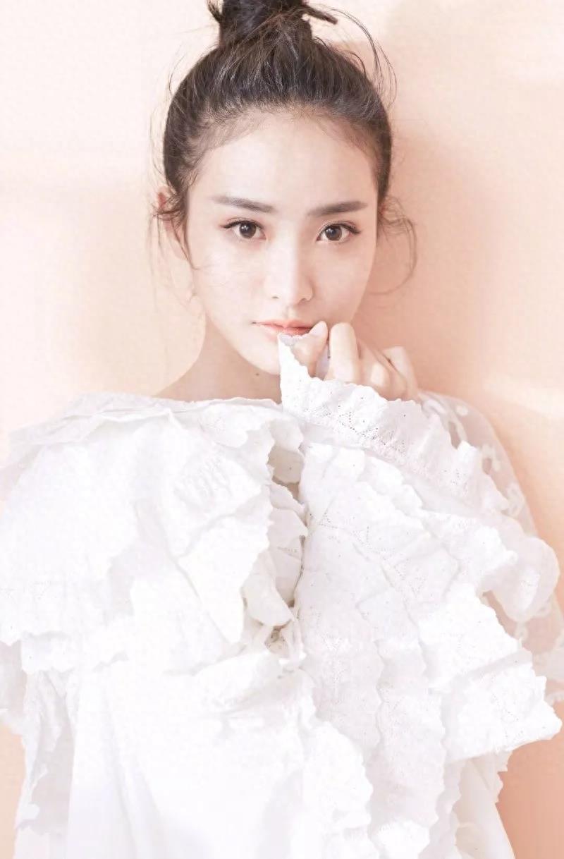 赖雨濛手机壁纸图片照片合集，可可爱爱的仙女小姐姐来啦