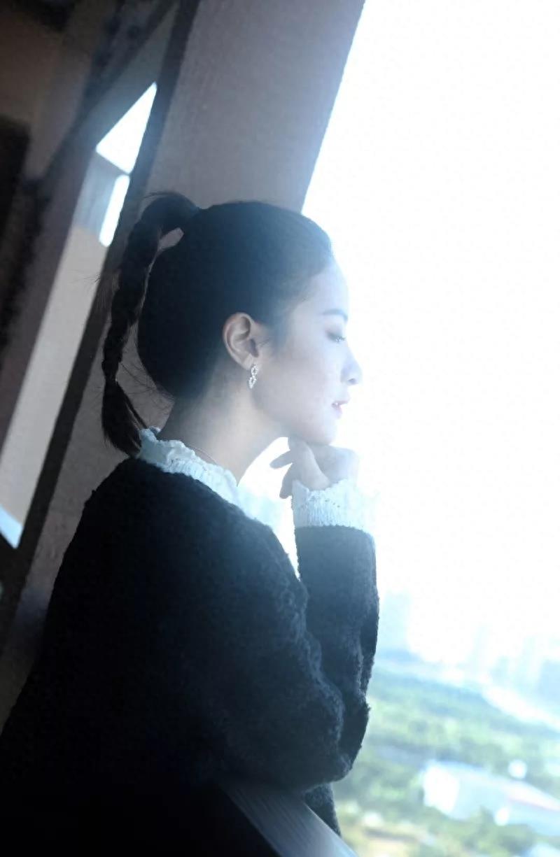 赖雨濛手机壁纸图片照片合集，可可爱爱的仙女小姐姐来啦