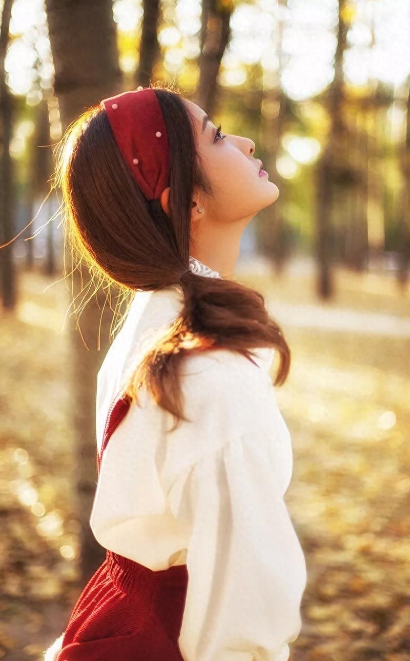 赖雨濛手机壁纸图片照片合集，可可爱爱的仙女小姐姐来啦