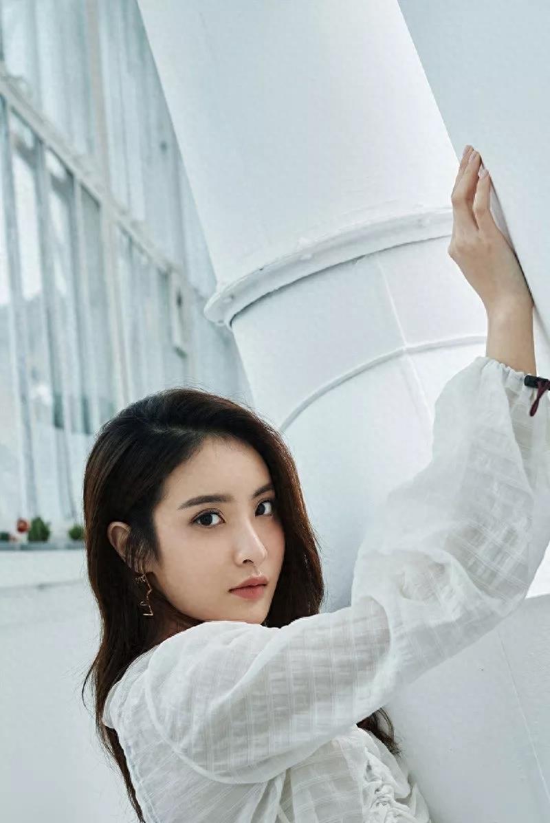赖雨濛手机壁纸图片照片合集，可可爱爱的仙女小姐姐来啦