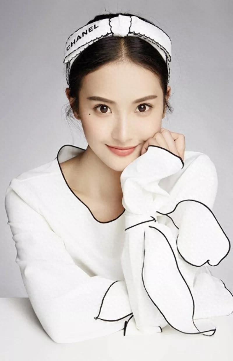 赖雨濛手机壁纸图片照片合集，可可爱爱的仙女小姐姐来啦