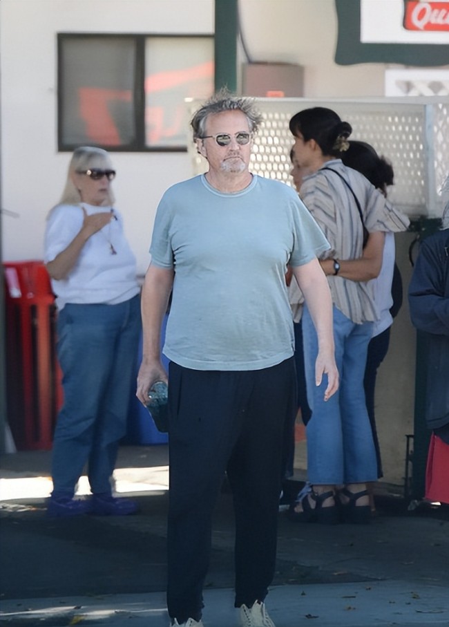 过于苍老!钱德勒扮演者生前最后一次露面