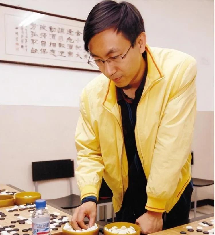 张译老婆是谁(张译:娶二婚的钱琳琳,钱也归她管,成名后更爱她)