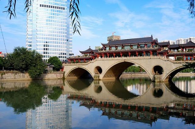 四川成都老建筑风格(成都传统民居建筑的特点)(7)