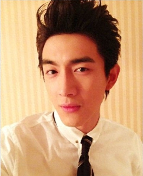 细数那些水瓶座的男明星,看看哪个和你更配