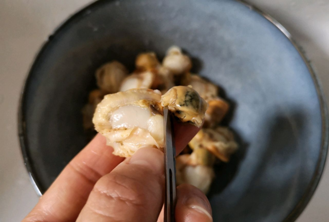 怎样清洗冷冻扇贝肉视频教程