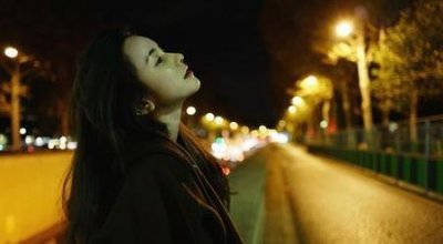 女人难受的时候如何用一句话来安慰(女生要安慰怎么回复)