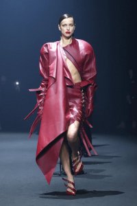 超模伊莲娜Irina Shayk走秀合集,莲姐的性感很有力量感和生命力~