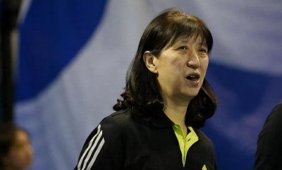 女排绿叶赖亚文33岁结婚,婚后与丈夫分居,回家时儿子喊她:阿姨