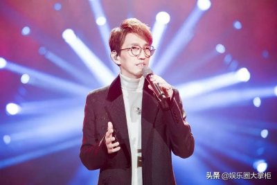 ​从海豚音王子到酒后开枪被拘，维塔斯的故事远比你想得更加恶劣