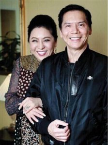 ​向太年轻旧照曝光，原生态的美让人惊艳，碾压娱乐圈一众女明星