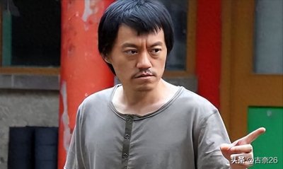 ​55岁歌手雪村：曾经从北大退学，离婚后又闪婚，如今过得怎么样？