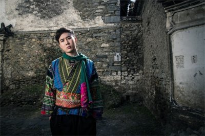 ​独家专访孔雀哥哥：对梦想仍不死心，苦战娱乐圈寻突破口