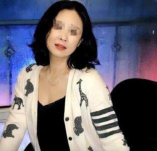 ​案件：广东女子与弟弟布置婚房，丈夫发现异常，将妻子当场锤死