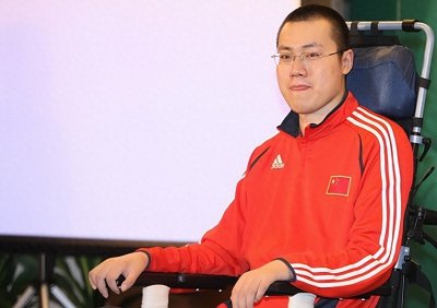 ​男排汤淼近况：瘫痪16年，母亲妻子早已改嫁，试管女儿刚6岁