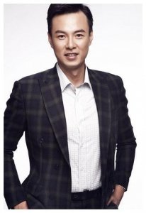 ​著名演员朱铁：陪母亲战胜乳腺癌，将普通教师妻子当宝贝