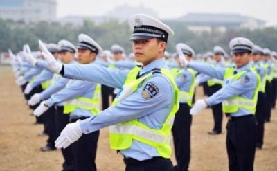 ​辅警什么条件能转正？入编门槛有新调整，符合条件的有望转正加薪