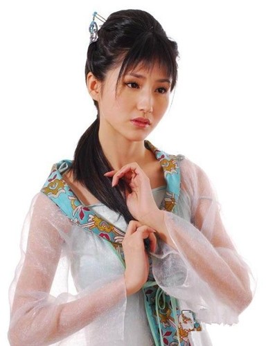 《肉蒲团》女主蓝燕近照,曾是新红楼梦黛玉候选,家庭背景很强大